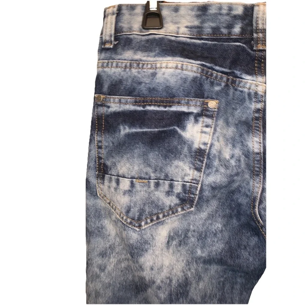 Enyce Men's Jeans Sz 32/32 Ripped & Faded RN#110237
